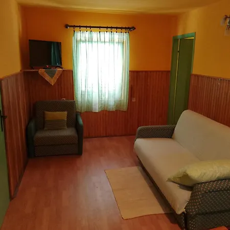 Velo Apartment *